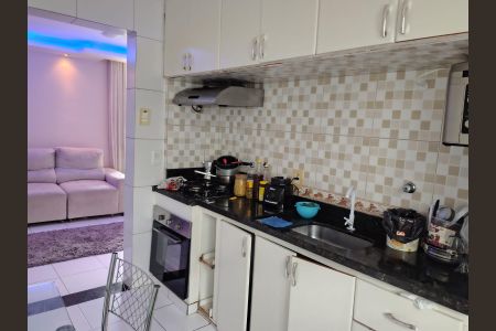 Apartamento para alugar com 708m², 2 quartos e 1 vaga Apartamento para alugar com 708m², 2 quartos e 1 vagaCozinha