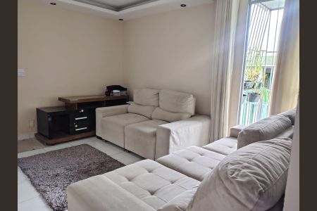 Apartamento para alugar com 708m², 2 quartos e 1 vaga Apartamento para alugar com 708m², 2 quartos e 1 vagaSala