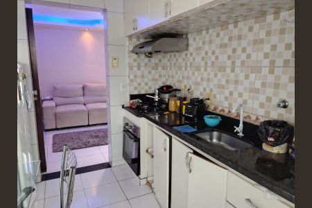 Apartamento para alugar com 708m², 2 quartos e 1 vaga Apartamento para alugar com 708m², 2 quartos e 1 vagaCozinha