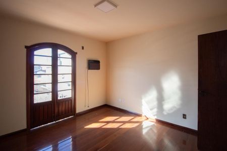 Suíte 3 de casa à venda com 6 quartos, 700m² em Ouro Preto, Belo Horizonte