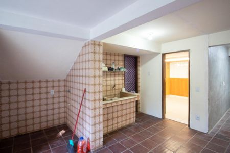 Casa à venda com 700m², 6 quartos e 4 vagas Casa à venda com 700m², 6 quartos e 4 vagasÁrea de Serviço