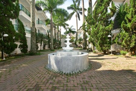 Casa de Condomínio à venda com 4 quartos, 360m² em Horto Florestal, São Paulo