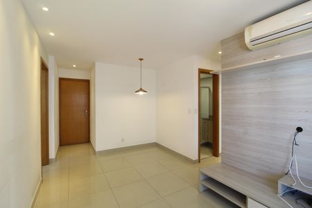 Apartamento para alugar com 80m², 2 quartos e 1 vagaSala