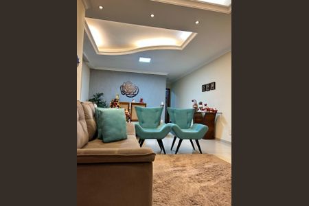 Casa à venda com 150m², 3 quartos e 3 vagas