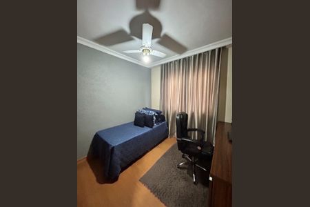Casa à venda com 3 quartos, 150m² em Cabral, Contagem