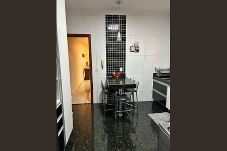 Casa à venda com 150m², 3 quartos e 3 vagas