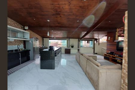Casa à venda com 4 quartos, 346m² em Bairro da Glória, Contagem