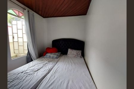 Casa à venda com 4 quartos, 346m² em Bairro da Glória, Contagem