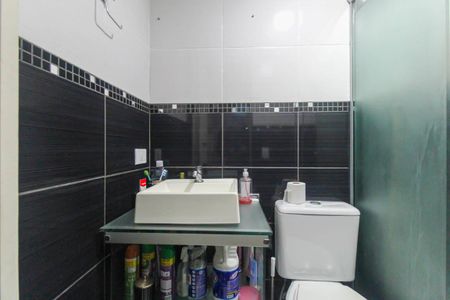 Apartamento à venda com 39m², 2 quartos e 1 vaga Apartamento à venda com 39m², 2 quartos e 1 vagaBanheiro