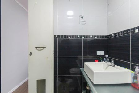 Banheiro de apartamento à venda com 2 quartos, 39m² em Vila Antonieta, São Paulo