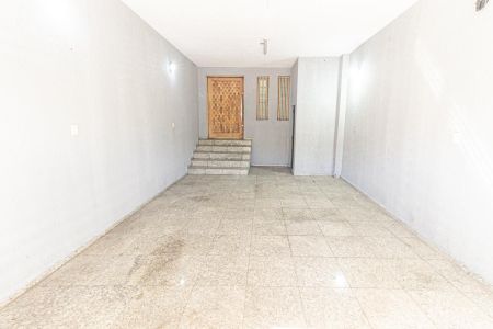 Casa para alugar com 300m², 4 quartos e 3 vagas Casa para alugar com 300m², 4 quartos e 3 vagasGaragem