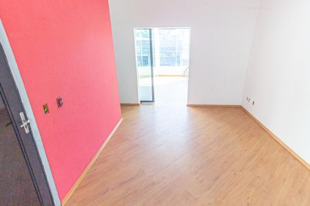 Casa para alugar com 300m², 4 quartos e 3 vagas Casa para alugar com 300m², 4 quartos e 3 vagasSuíte - Closet