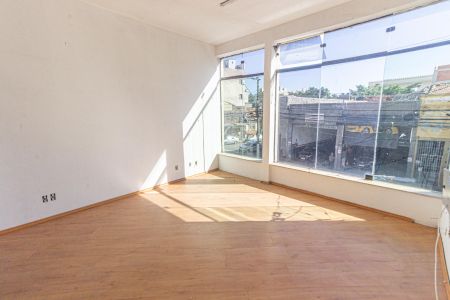 Casa para alugar com 300m², 4 quartos e 3 vagas Casa para alugar com 300m², 4 quartos e 3 vagasSuíte