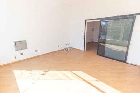 Casa para alugar com 300m², 4 quartos e 3 vagas Casa para alugar com 300m², 4 quartos e 3 vagasSuíte