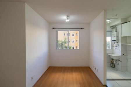 Sala de apartamento para alugar com 2 quartos, 42m² em Bom Retiro, São Paulo