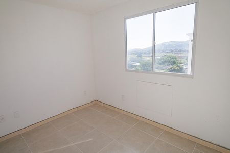 Apartamento para alugar com 2 quartos, 40m² em Santa Cruz, Rio de Janeiro