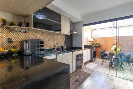 Casa de condomínio para alugar com 90m², 3 quartos e 2 vagas Casa de condomínio para alugar com 90m², 3 quartos e 2 vagasCozinha