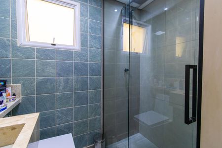 Banheiro de casa de condomínio para alugar com 3 quartos, 90m² em Jardim Barbacena, Cotia