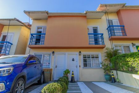 Casa de Condomínio para alugar com 3 quartos, 90m² em Jardim Barbacena, Cotia