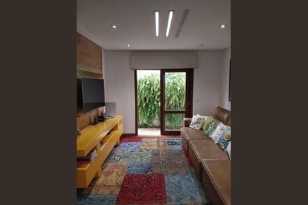 Casa à venda com 3 quartos, 300m² em Cerâmica, São Caetano do Sul