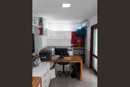 Casa à venda com 3 quartos, 300m² em Cerâmica, São Caetano do Sul