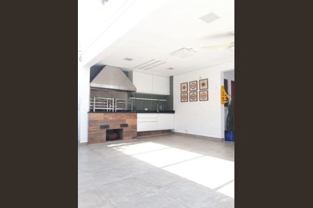 Casa à venda com 3 quartos, 300m² em Cerâmica, São Caetano do Sul