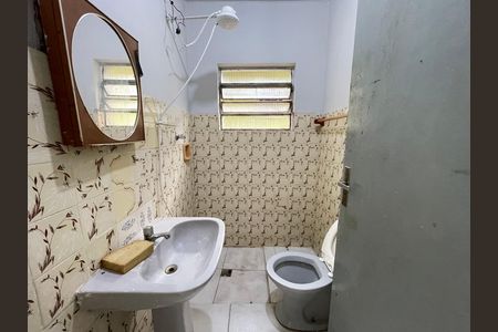 Casa para alugar com 84m², 2 quartos e 1 vaga Casa para alugar com 84m², 2 quartos e 1 vagaBanheiro 1