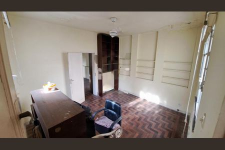 Casa à venda com 234m², 7 quartos e 2 vagas