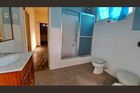 Casa à venda com 234m², 7 quartos e 2 vagas