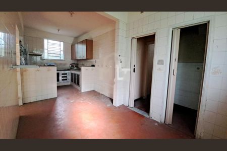 Casa à venda com 234m², 7 quartos e 2 vagas