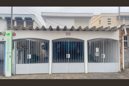 Fachada de casa à venda com 3 quartos, 200m² em Vila Cordeiro, São Paulo
