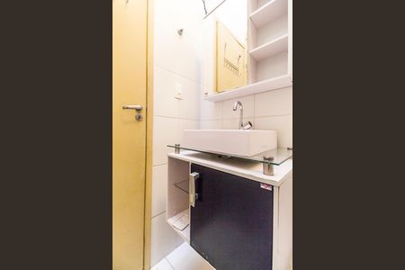 Casa de condomínio para alugar com 60m², 2 quartos e 1 vaga Casa de condomínio para alugar com 60m², 2 quartos e 1 vagaBanheiro
