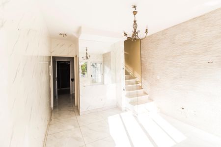 Sala  de casa de condomínio para alugar com 2 quartos, 60m² em Vila Veloso, Carapicuíba