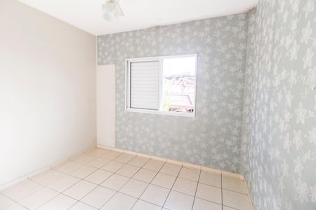 Quarto 2 de casa de condomínio para alugar com 2 quartos, 60m² em Vila Veloso, Carapicuíba