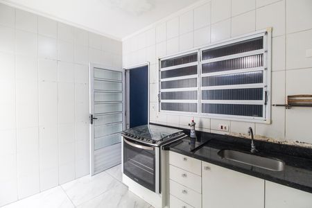 Cozinha de casa de condomínio para alugar com 2 quartos, 60m² em Vila Veloso, Carapicuíba