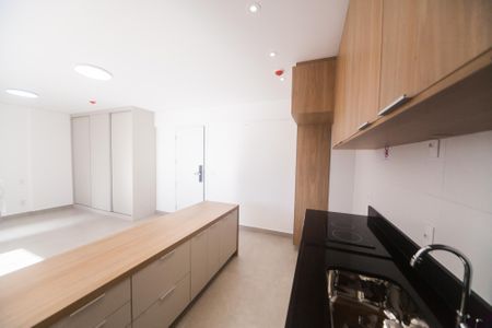 Cozinha de kitnet/studio para alugar com 1 quarto, 43m² em Vale do Sereno, Nova Lima