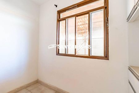 Casa à venda com 587m², 3 quartos e 3 vagas