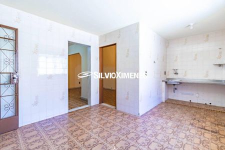Casa à venda com 3 quartos, 587m² em Sagrada Família, Belo Horizonte