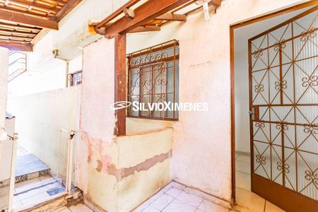 Casa à venda com 587m², 3 quartos e 3 vagas