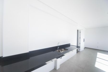 Cozinha de kitnet/studio para alugar com 1 quarto, 40m² em Vale do Sereno, Nova Lima