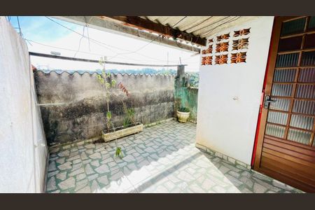Casa para alugar com 100m², 2 quartos e 1 vaga