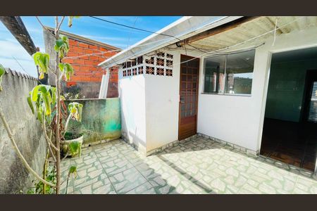 Casa para alugar com 100m², 2 quartos e 1 vaga