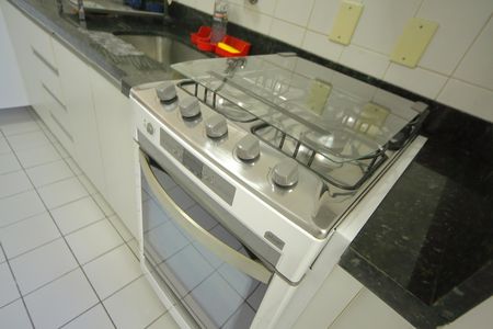 Cozinha  de apartamento à venda com 3 quartos, 83m² em Santa Terezinha, São Bernardo do Campo