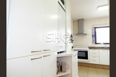 Apartamento à venda com 172m², 4 quartos e 3 vagas