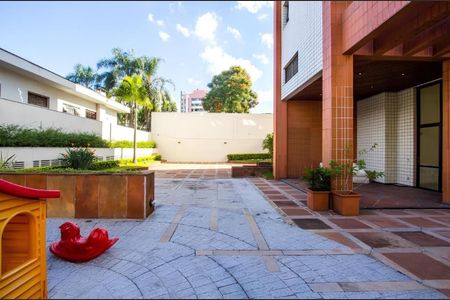Apartamento à venda com 4 quartos, 172m² em Moema, São Paulo