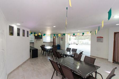 Apartamento à venda com 2 quartos, 51m² em Vila Mazzei, São Paulo