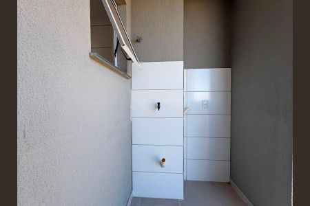 Área de Serviço de apartamento para alugar com 2 quartos, 51m² em Cadiz, Gravataí