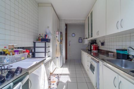 Apartamento à venda com 287m², 4 quartos e 4 vagas