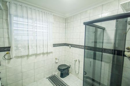 Banheiro de casa à venda com 4 quartos, 221m² em Vila Valqueire, Rio de Janeiro