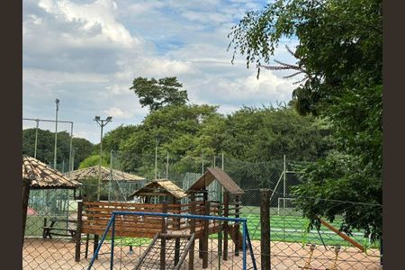 Casa à venda com 218m², 3 quartos e 4 vagas